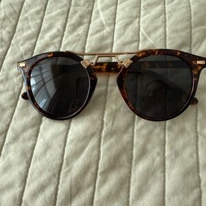 WMO Eyewear women’s sunglasses